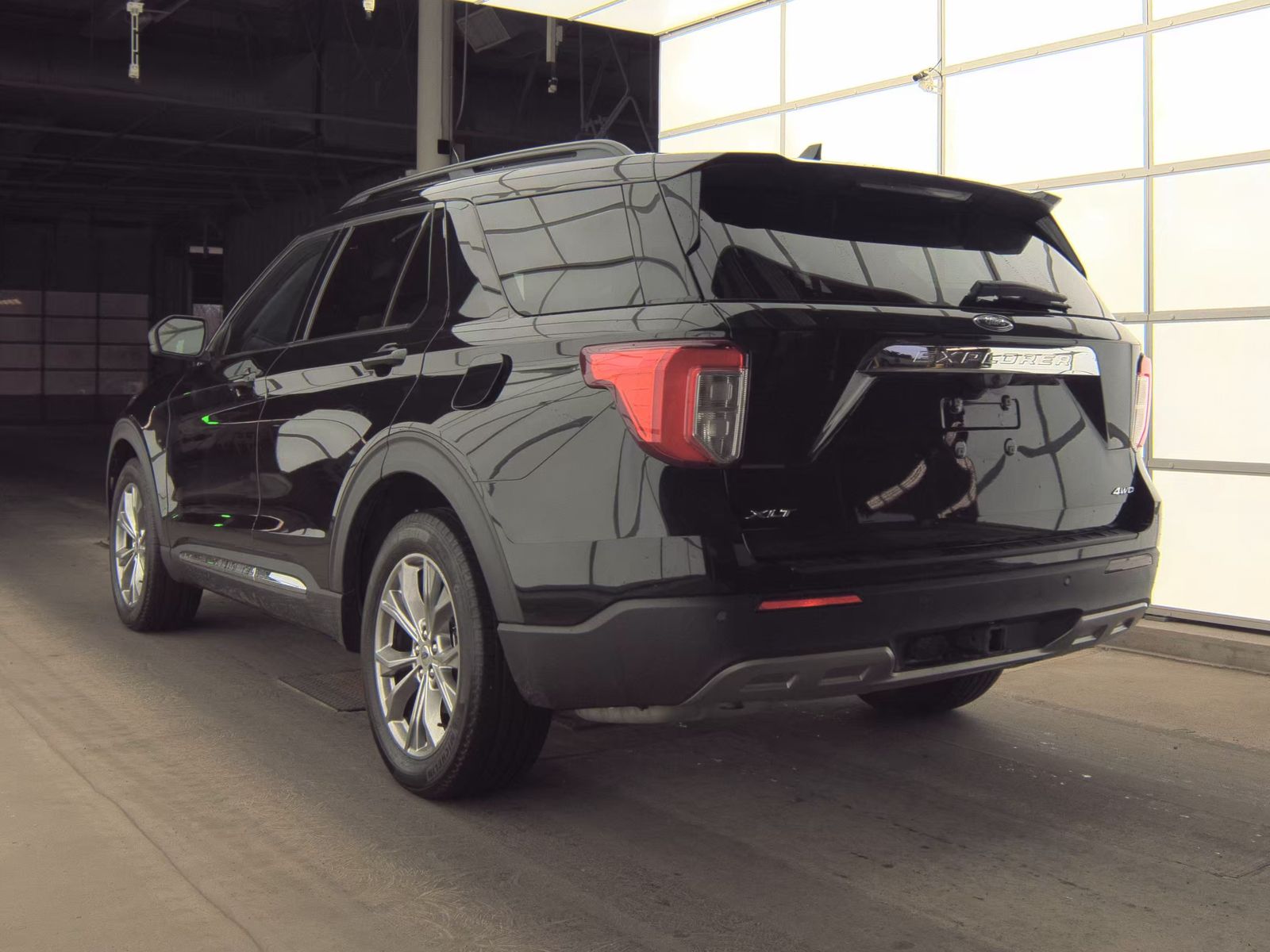 2022 Ford Explorer XLT AWD