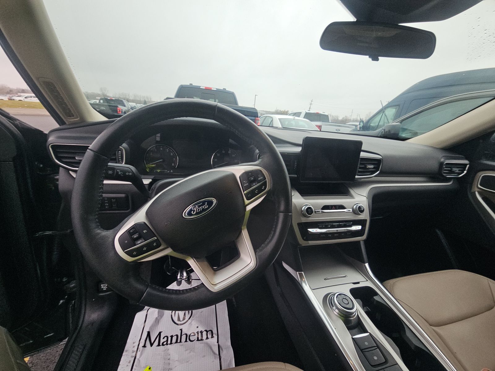 2023 Ford Explorer XLT AWD