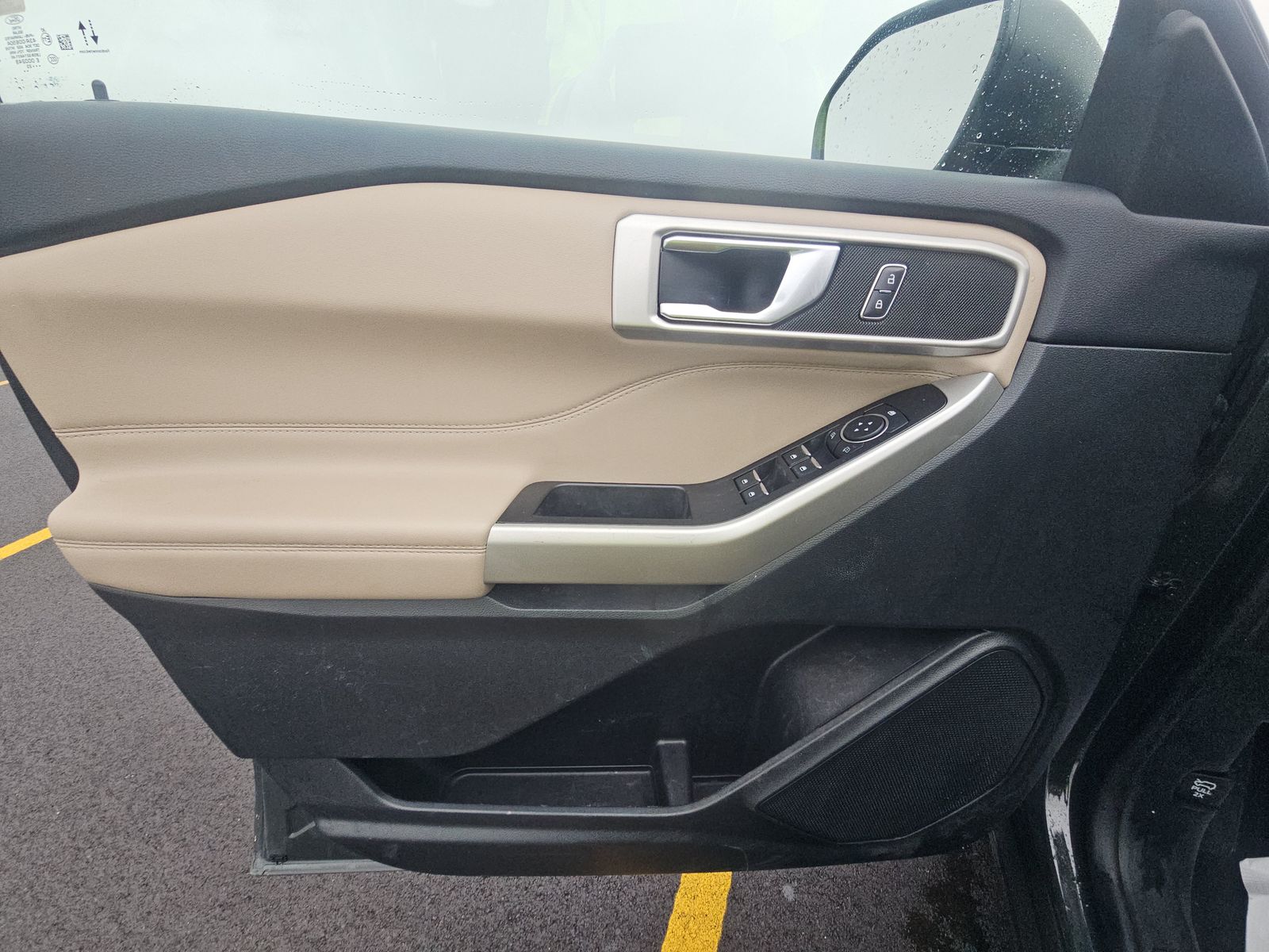 2023 Ford Explorer XLT AWD