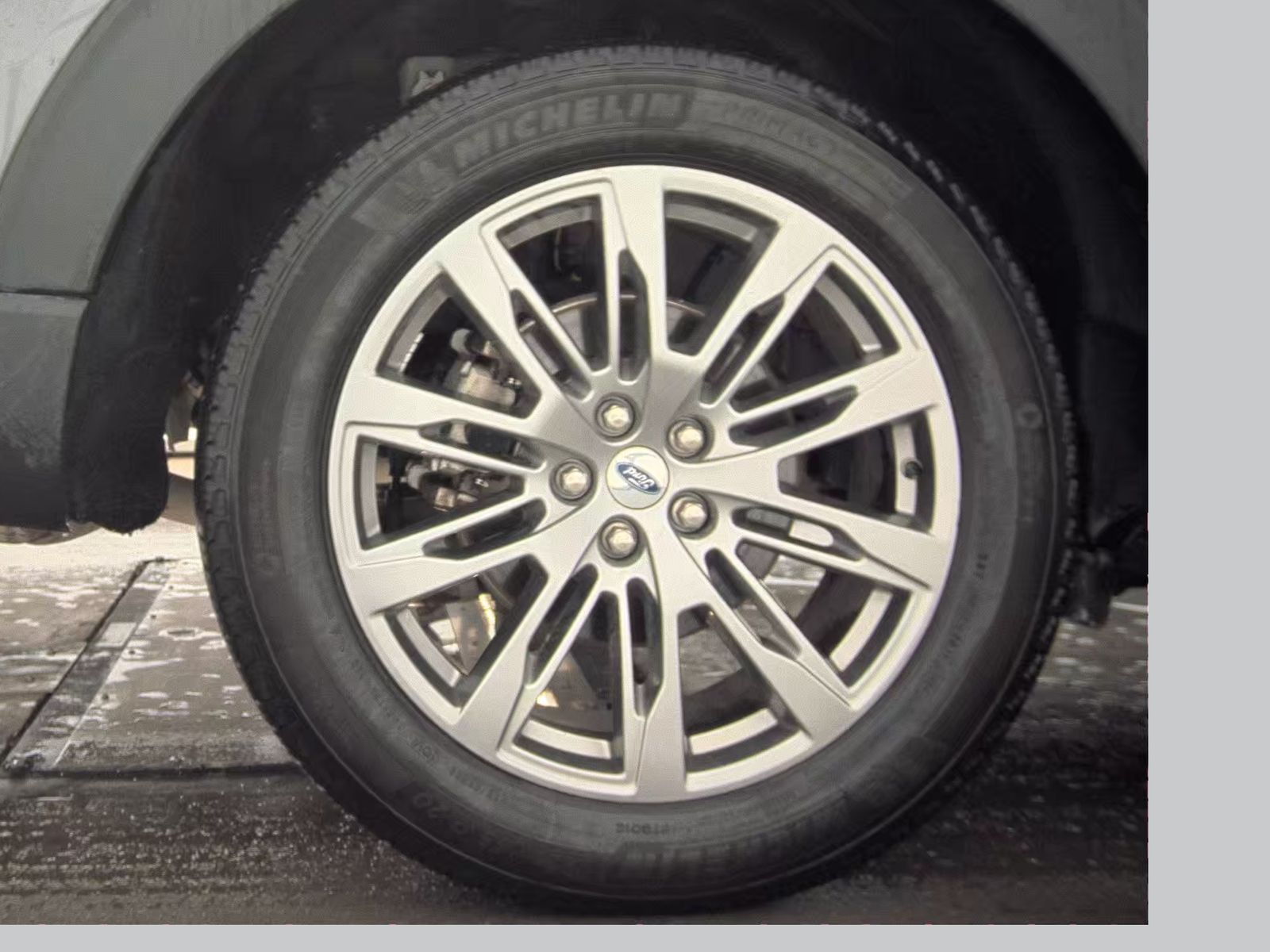 2025 Ford Explorer Platinum AWD