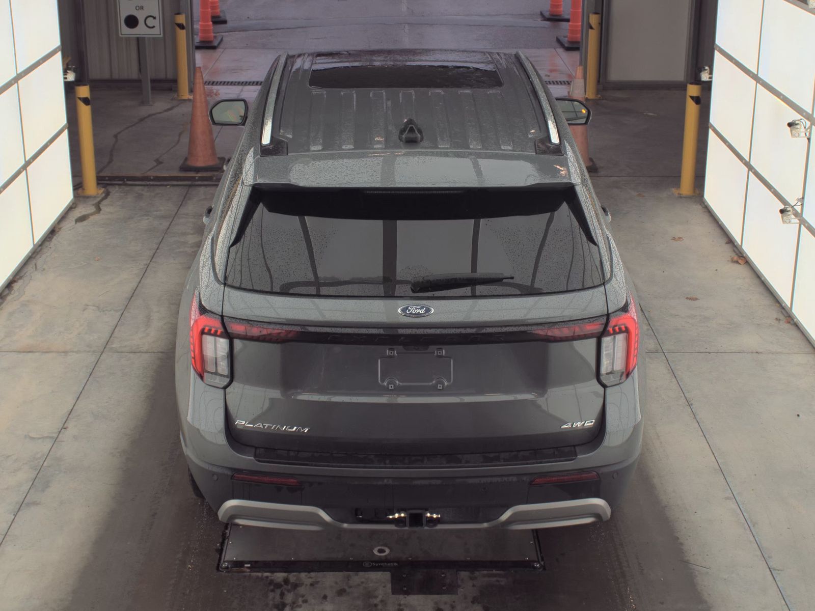 2025 Ford Explorer Platinum AWD