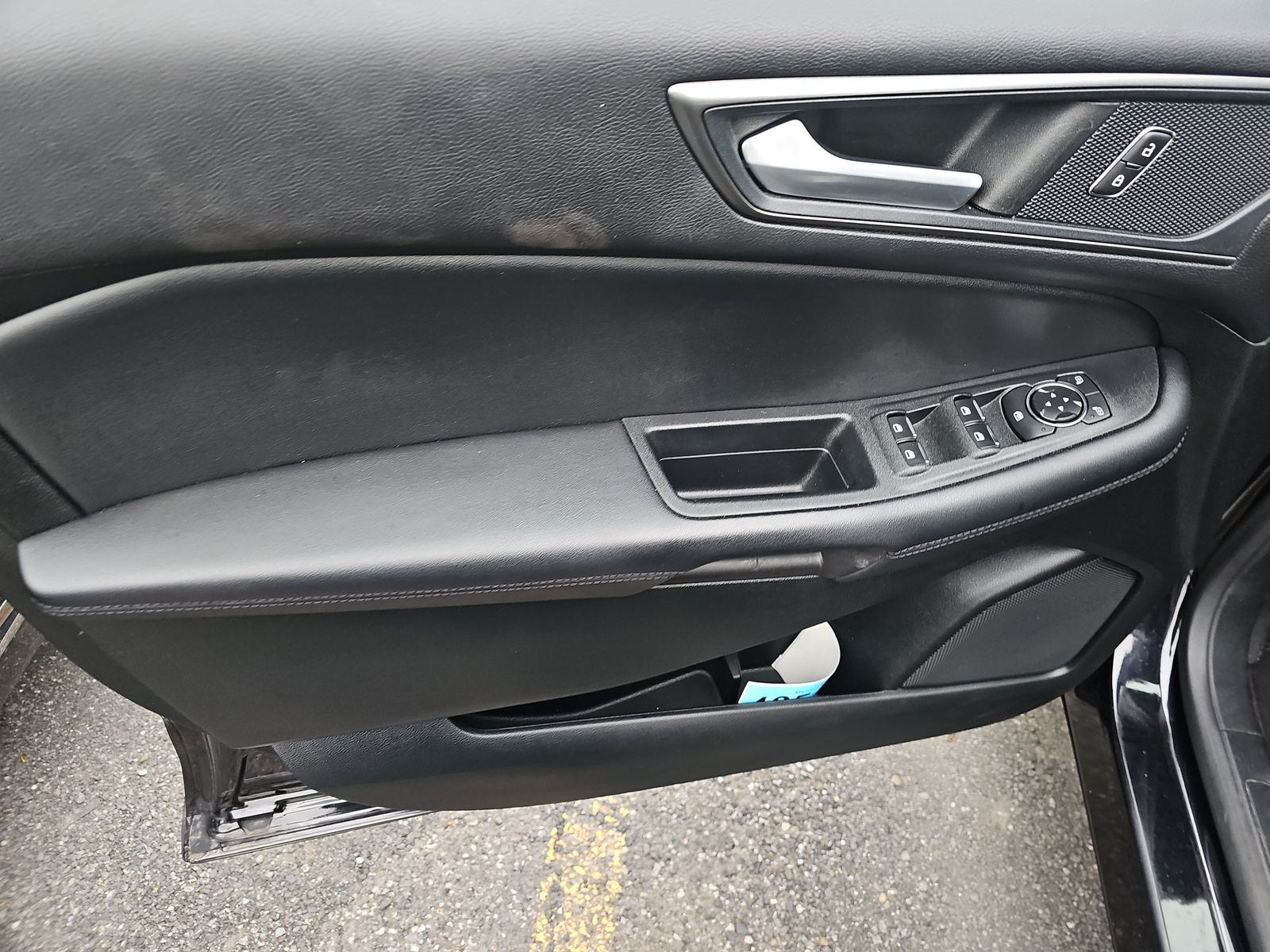 2022 Ford Edge SE AWD