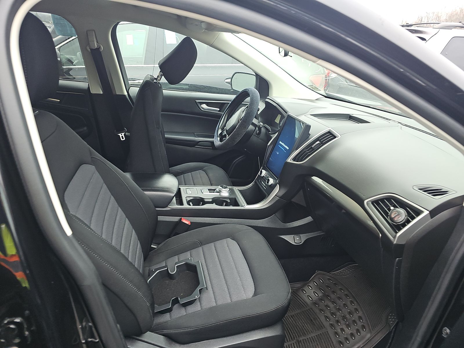 2022 Ford Edge SE AWD