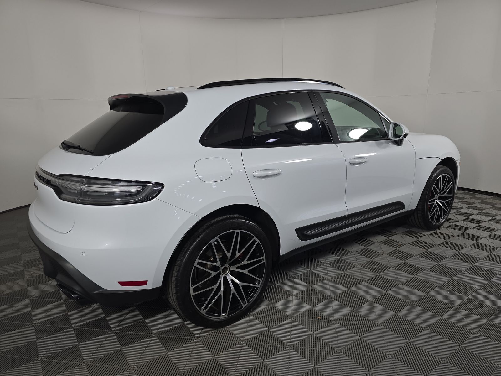 2024 Porsche Macan S AWD