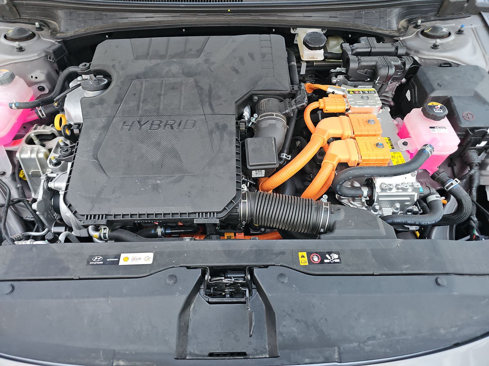 2025 Hyundai Elantra Hybrid Limited FWD