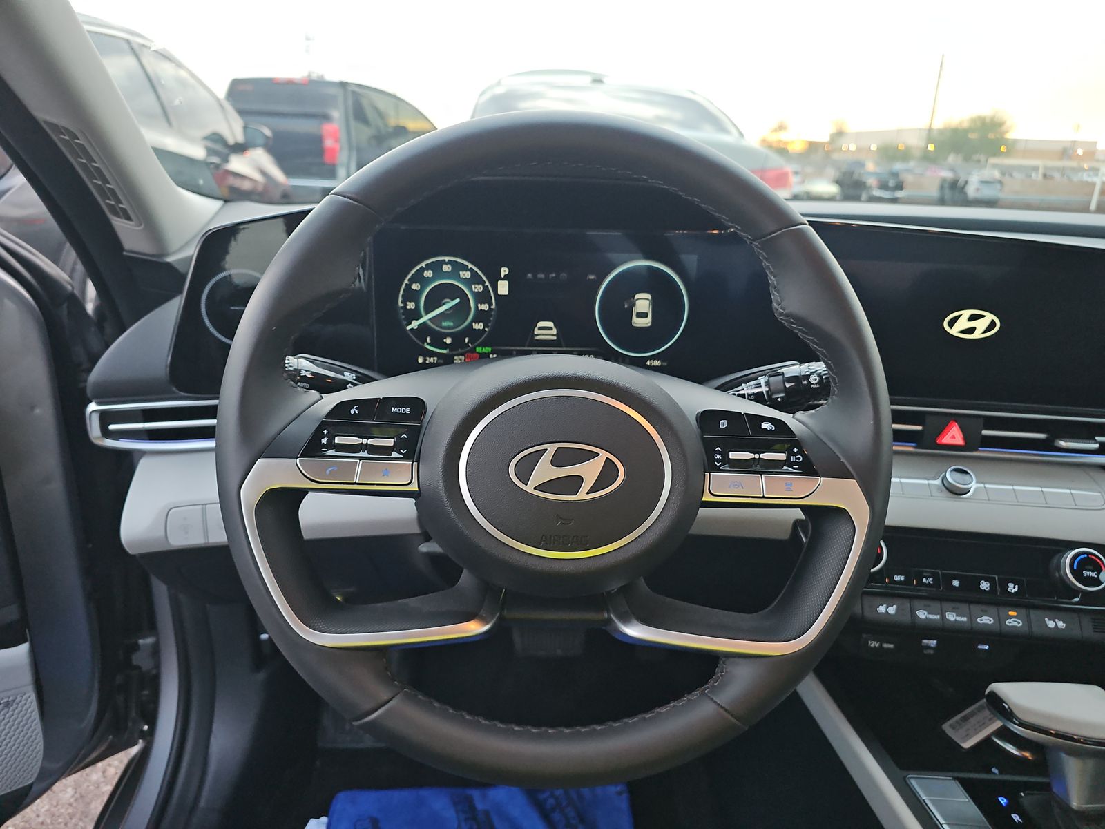 2025 Hyundai Elantra Hybrid Limited FWD