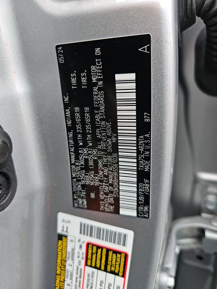 2024 Toyota Highlander LE AWD