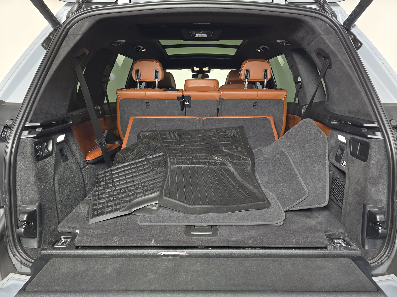 2024 BMW X7 M60i AWD