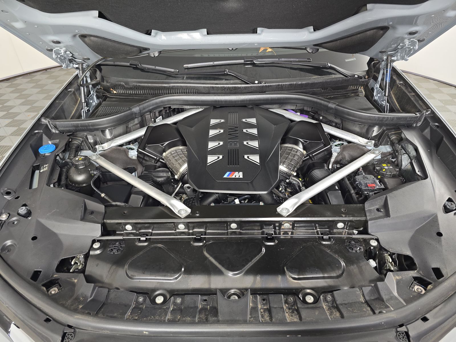 2024 BMW X7 M60i AWD