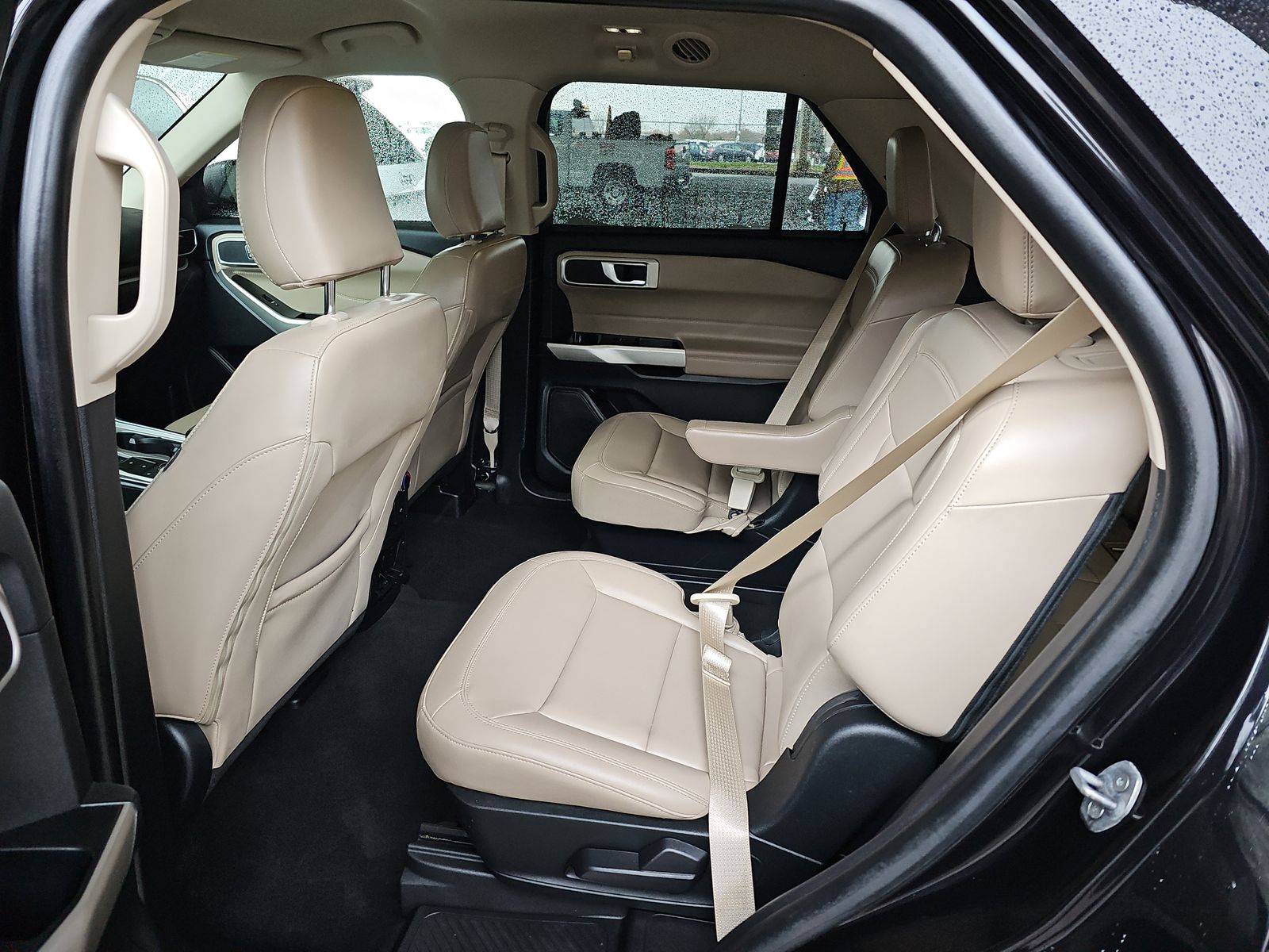 2022 Ford Explorer XLT AWD