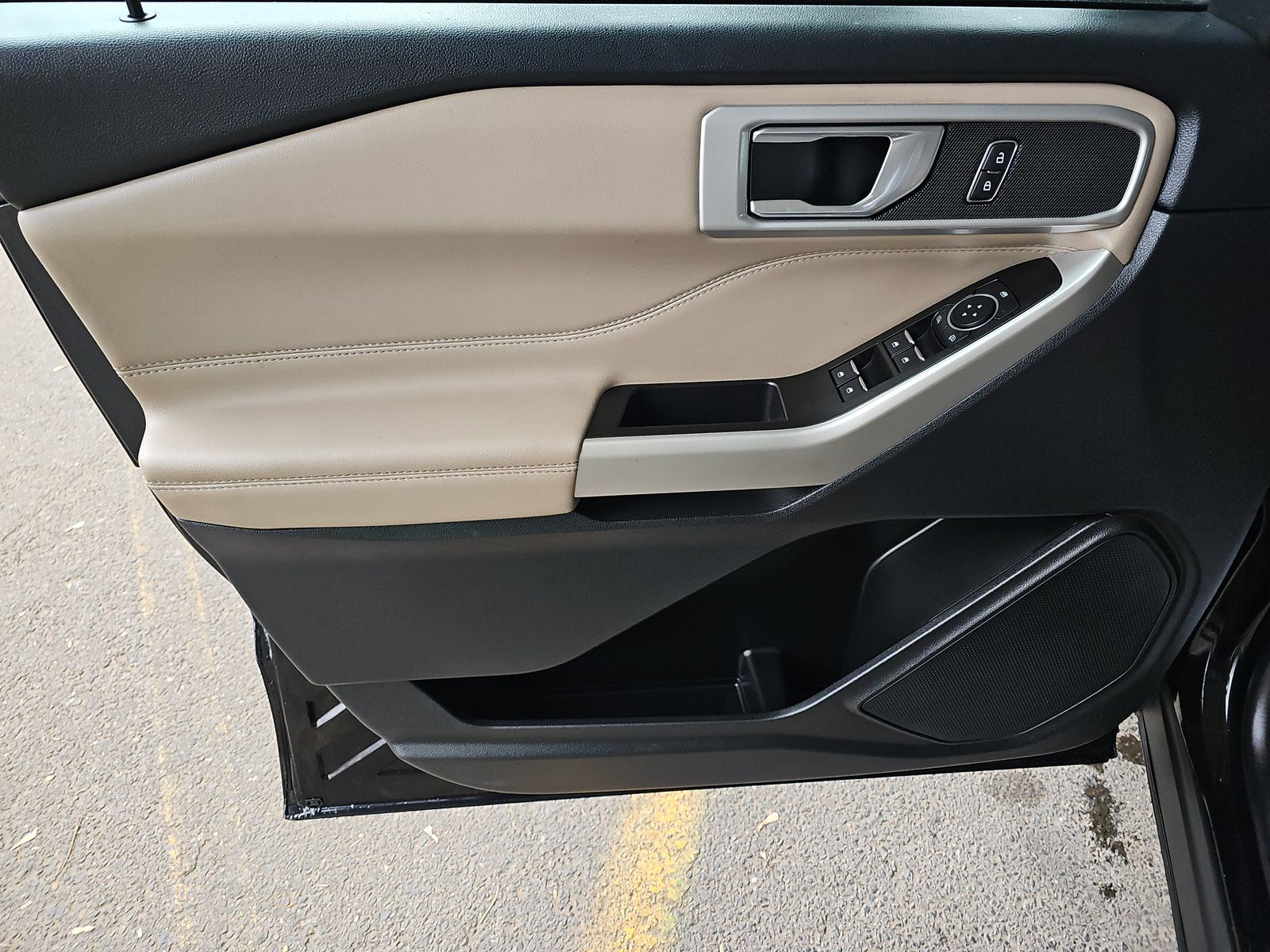 2022 Ford Explorer XLT AWD