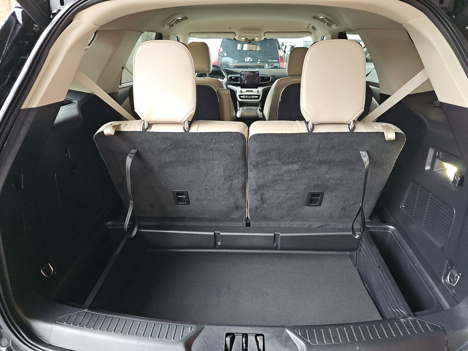 2022 Ford Explorer XLT AWD