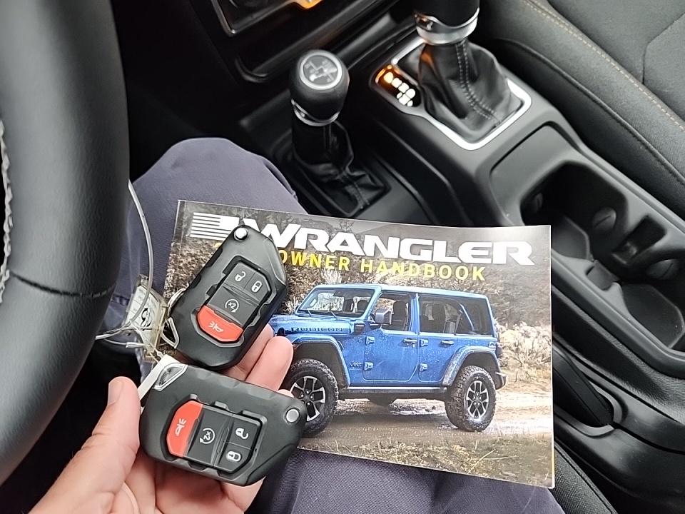 2025 Jeep Wrangler 4xe Sahara AWD