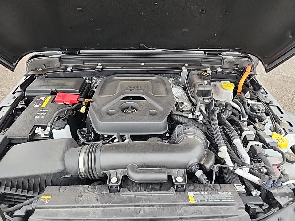 2025 Jeep Wrangler 4xe Sahara AWD