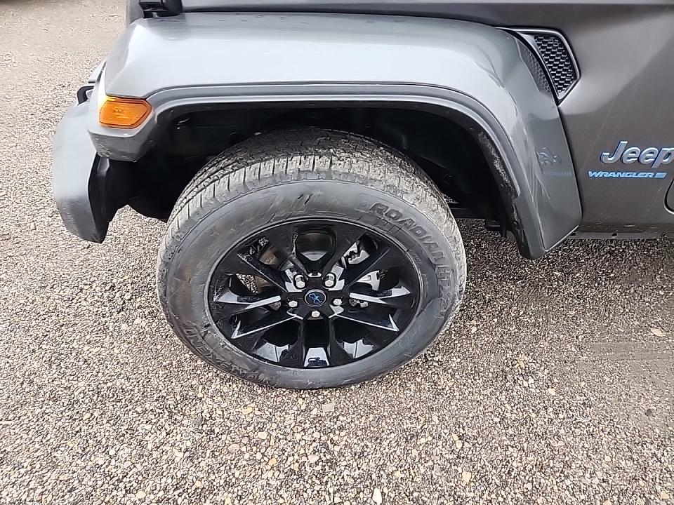 2025 Jeep Wrangler 4xe Sahara AWD