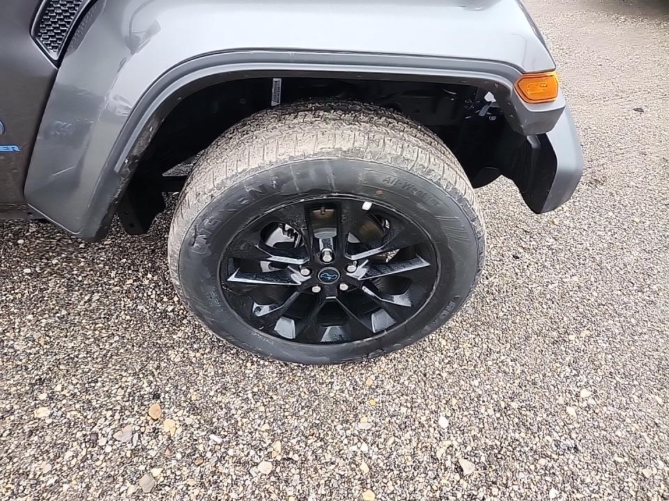 2025 Jeep Wrangler 4xe Sahara AWD