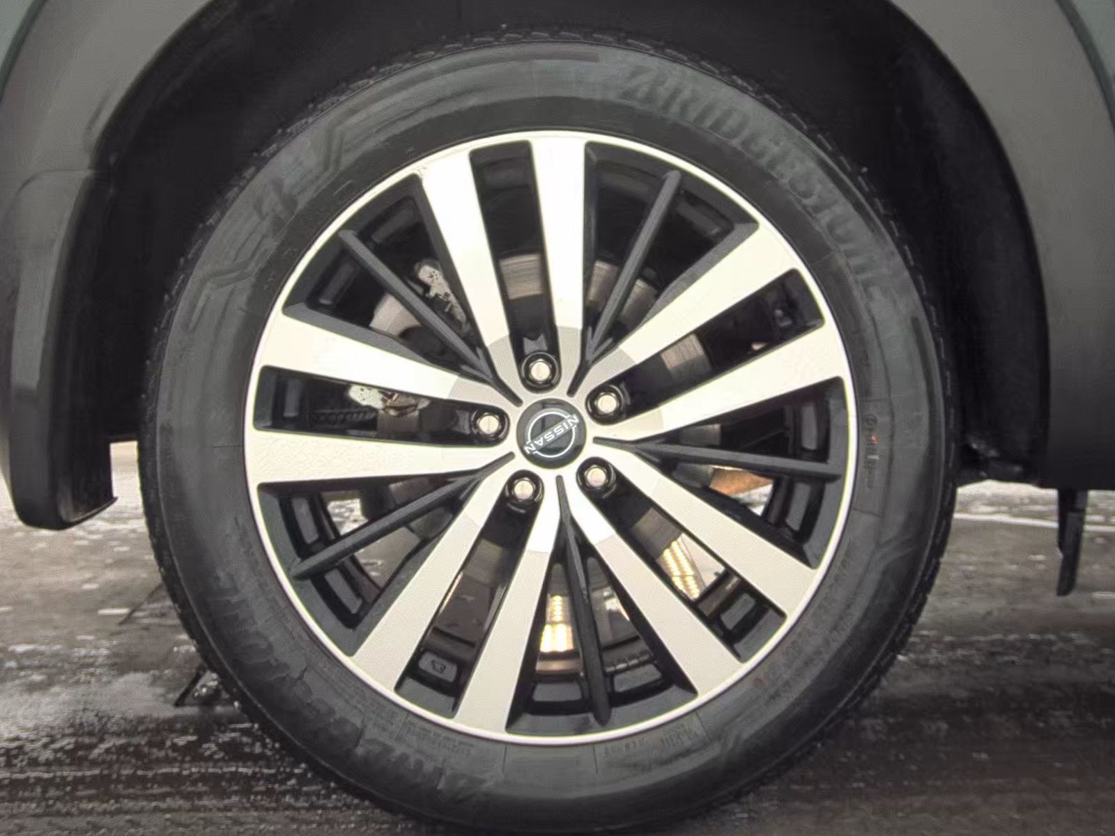 2024 Nissan Pathfinder Platinum FWD