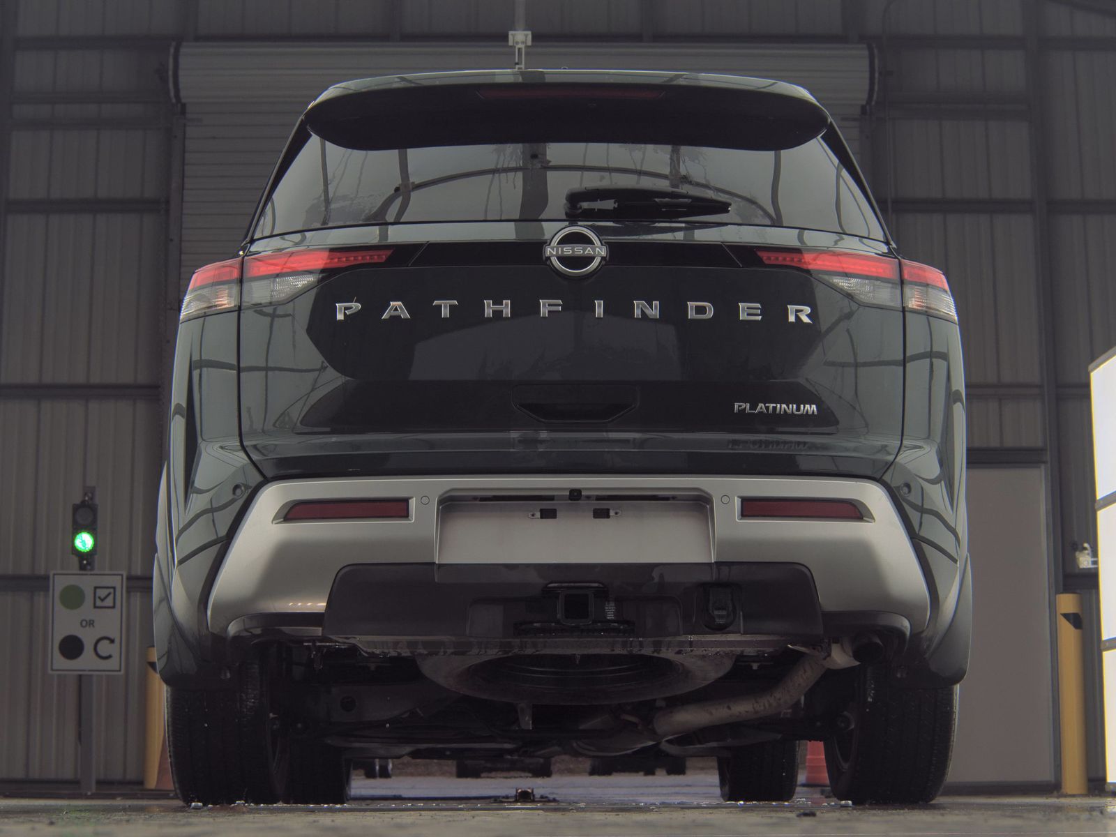 2024 Nissan Pathfinder Platinum FWD