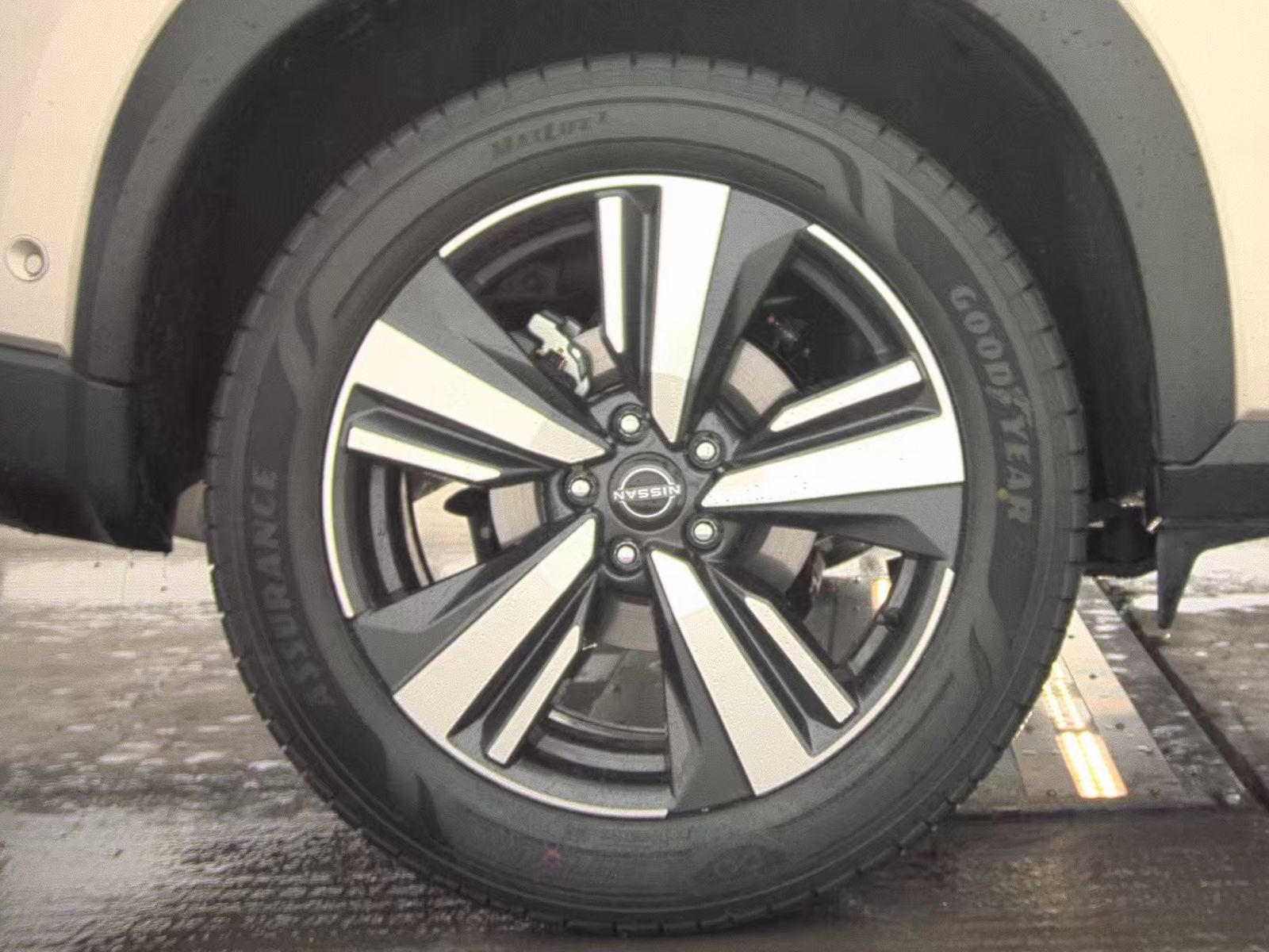 2025 Nissan Rogue SL AWD