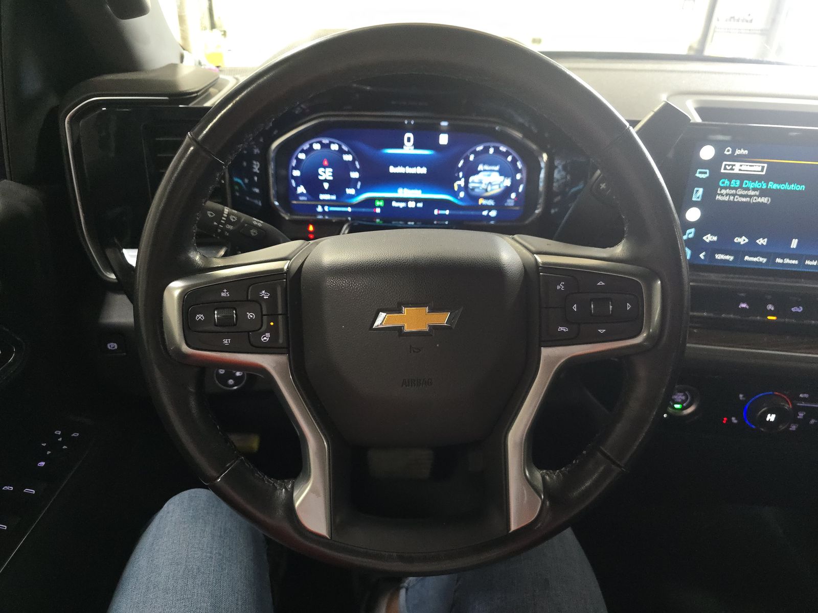 2022 Chevrolet Silverado 1500 LT AWD