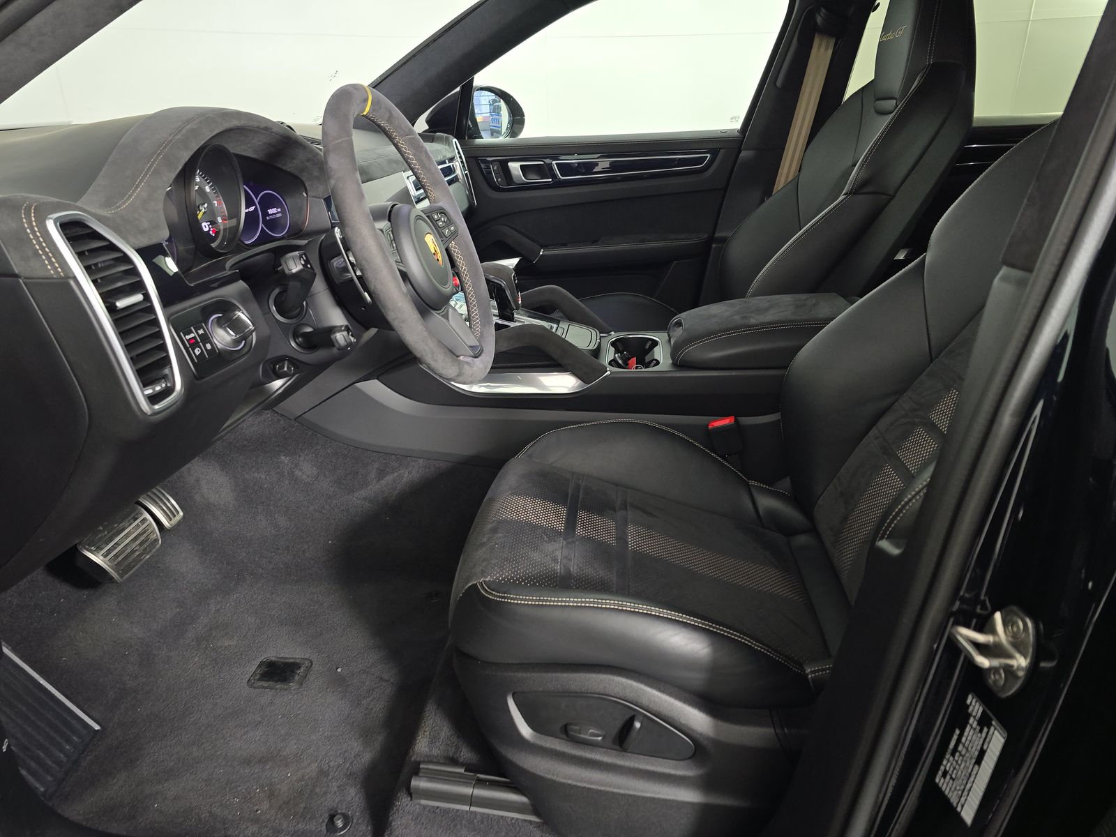 2022 Porsche Cayenne Turbo GT AWD