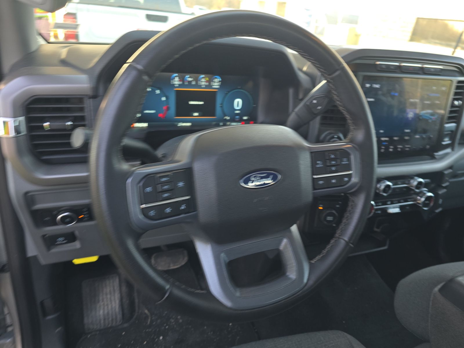 2024 Ford F-150 XLT AWD