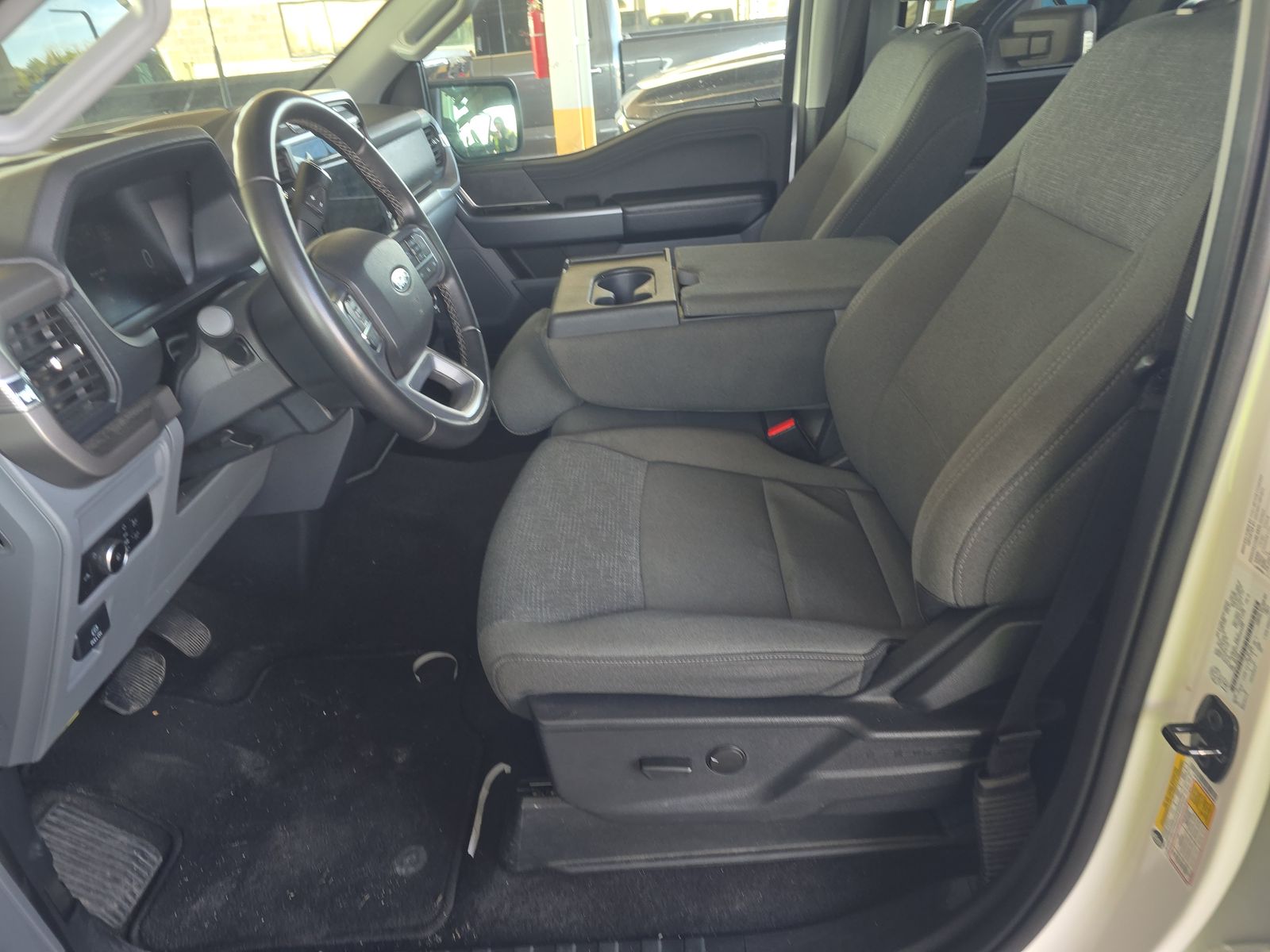 2024 Ford F-150 XLT AWD