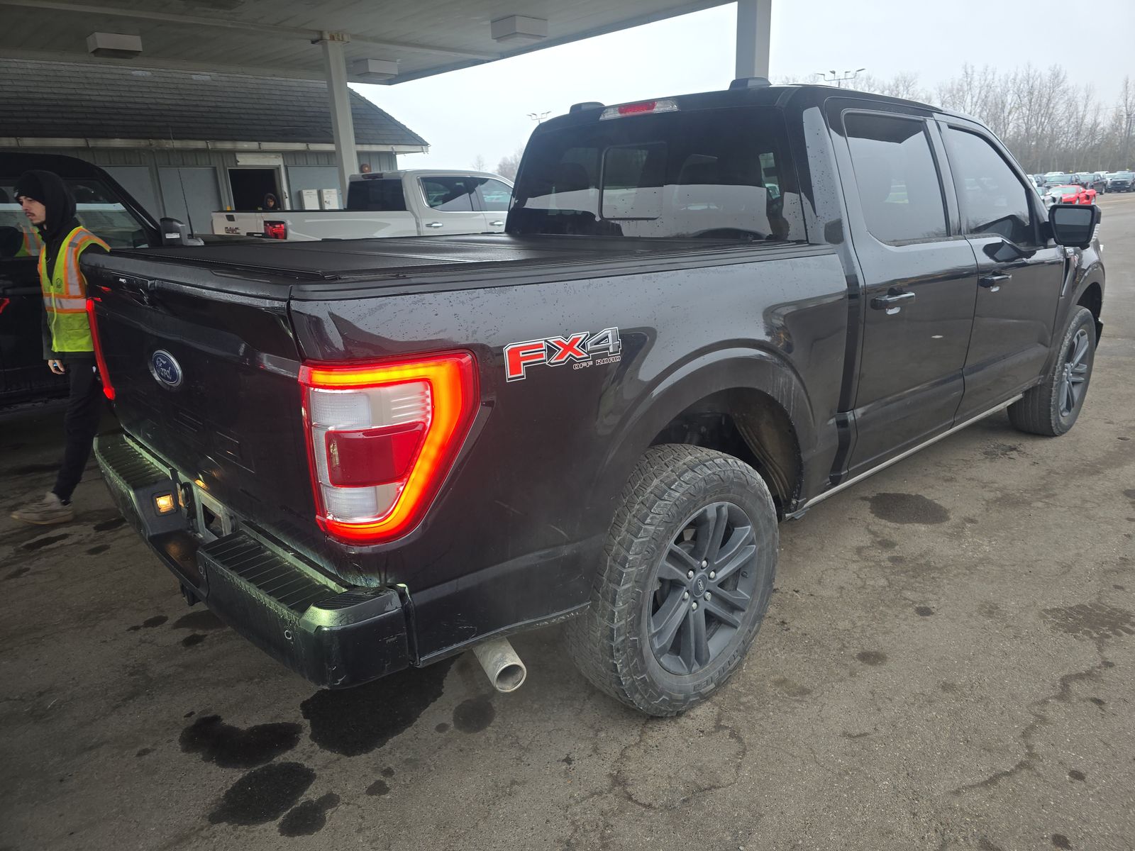 2023 Ford F-150 Lariat AWD