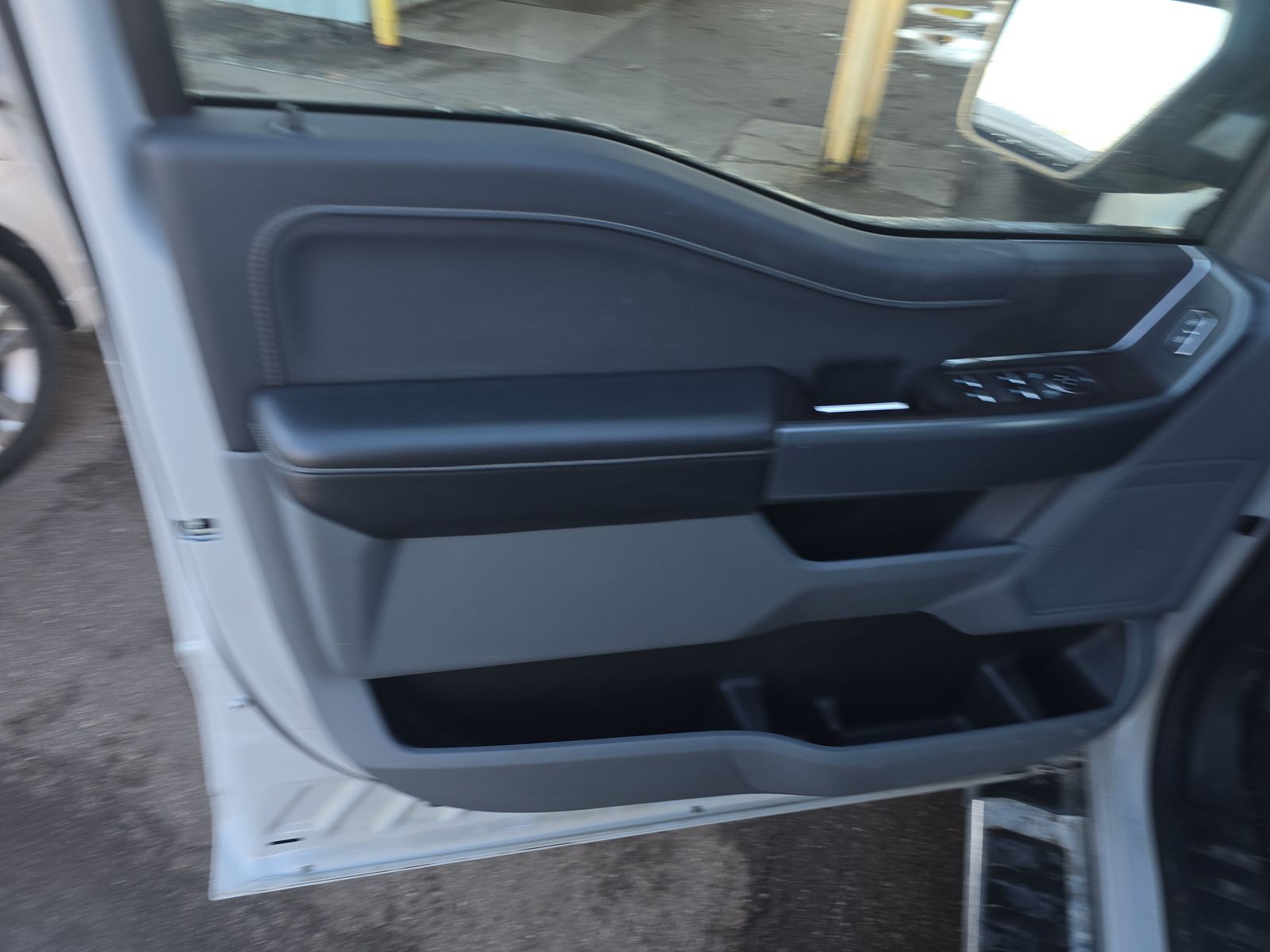 2024 Ford F-150 XLT AWD