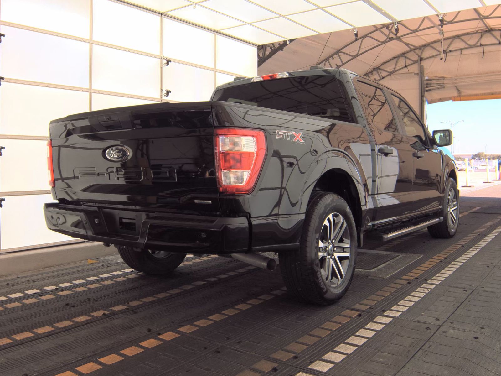 2023 Ford F-150 XL RWD