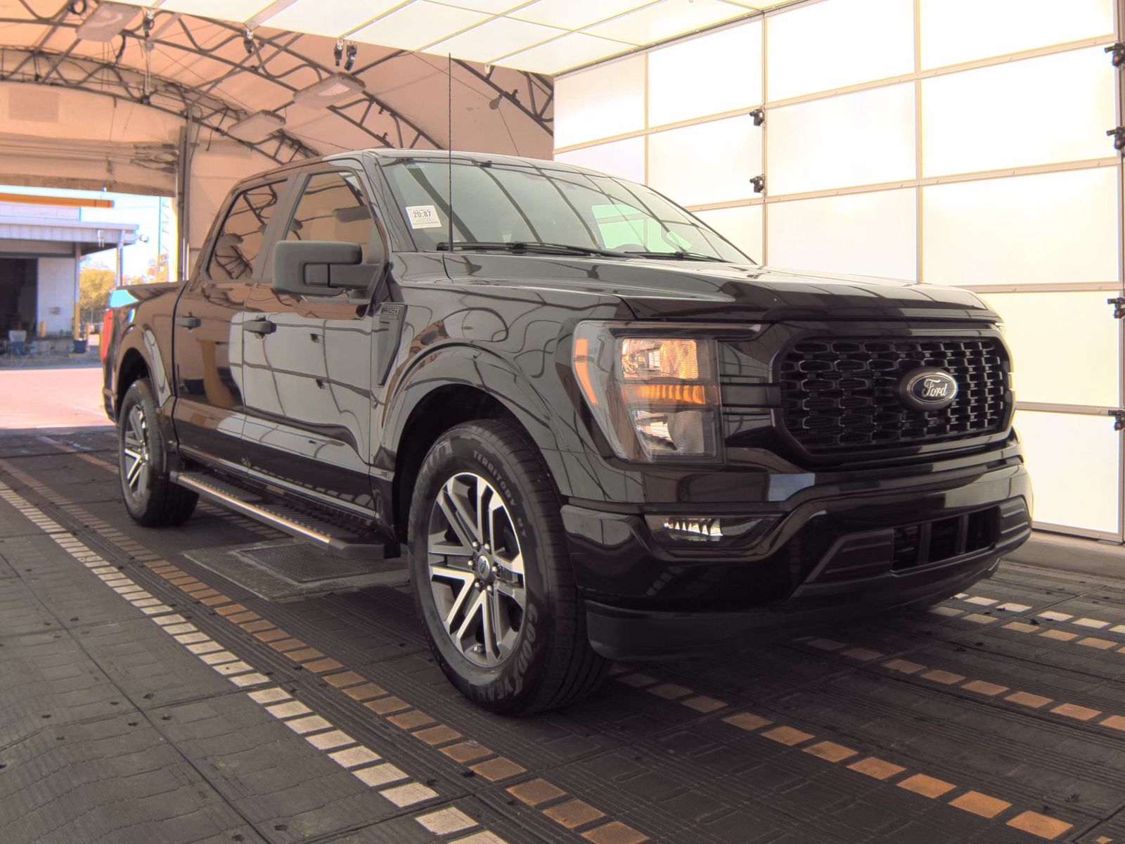 2023 Ford F-150 XL RWD
