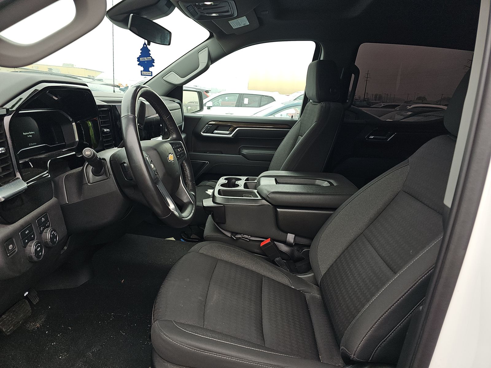 2022 Chevrolet Silverado 1500 LT AWD