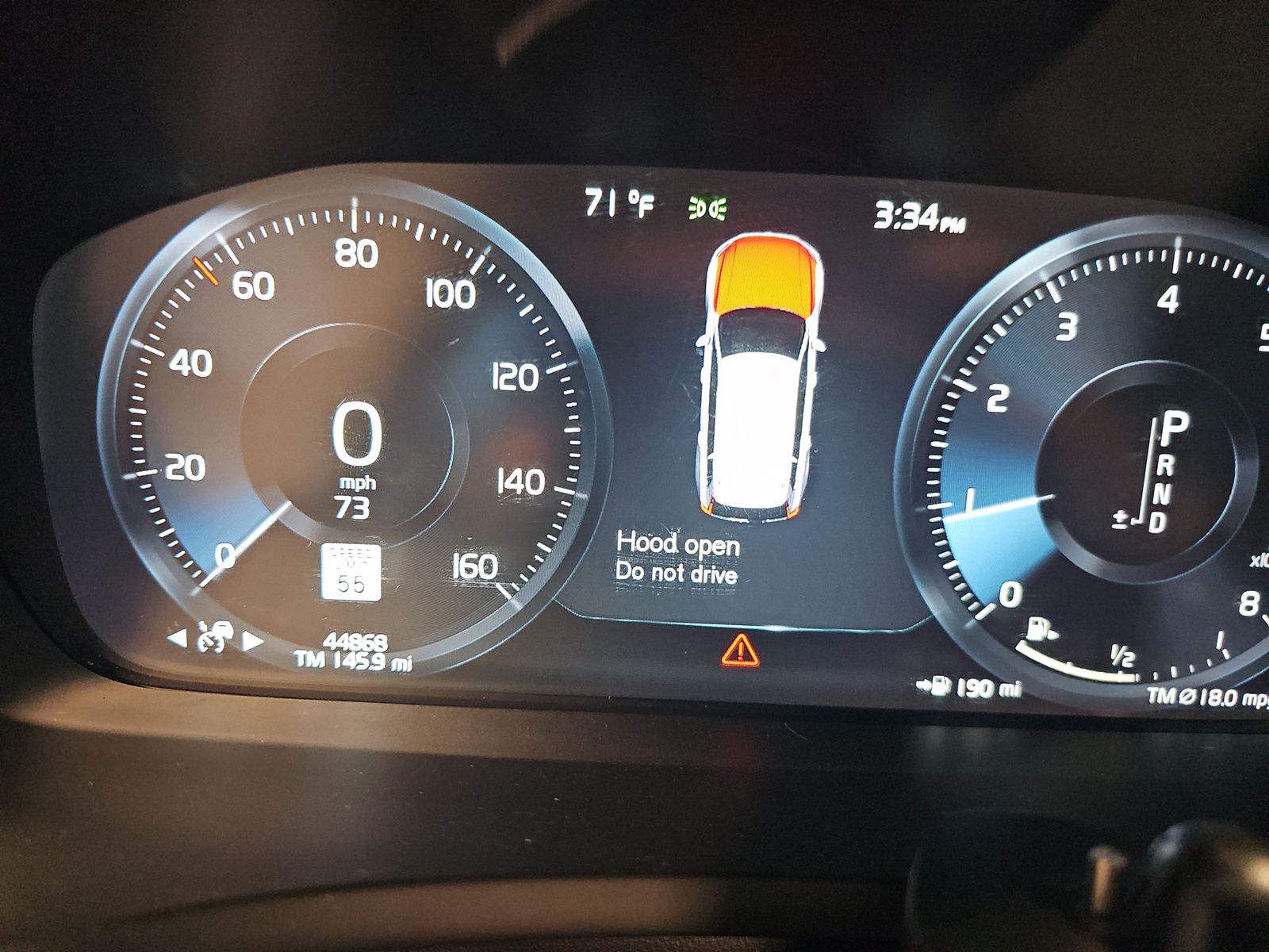 2022 Volvo XC90 T6 Momentum AWD