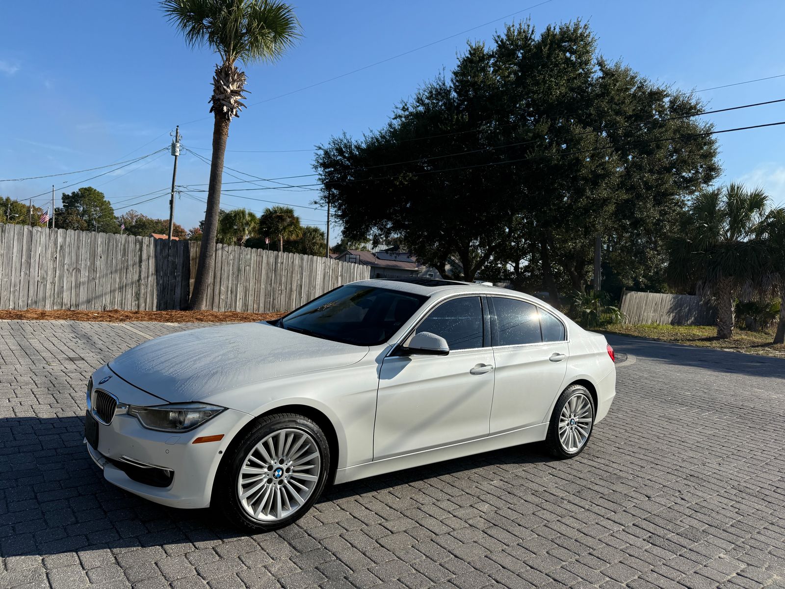 2015 BMW 3 Series Sedan 335i xDrive LUXURY LINE