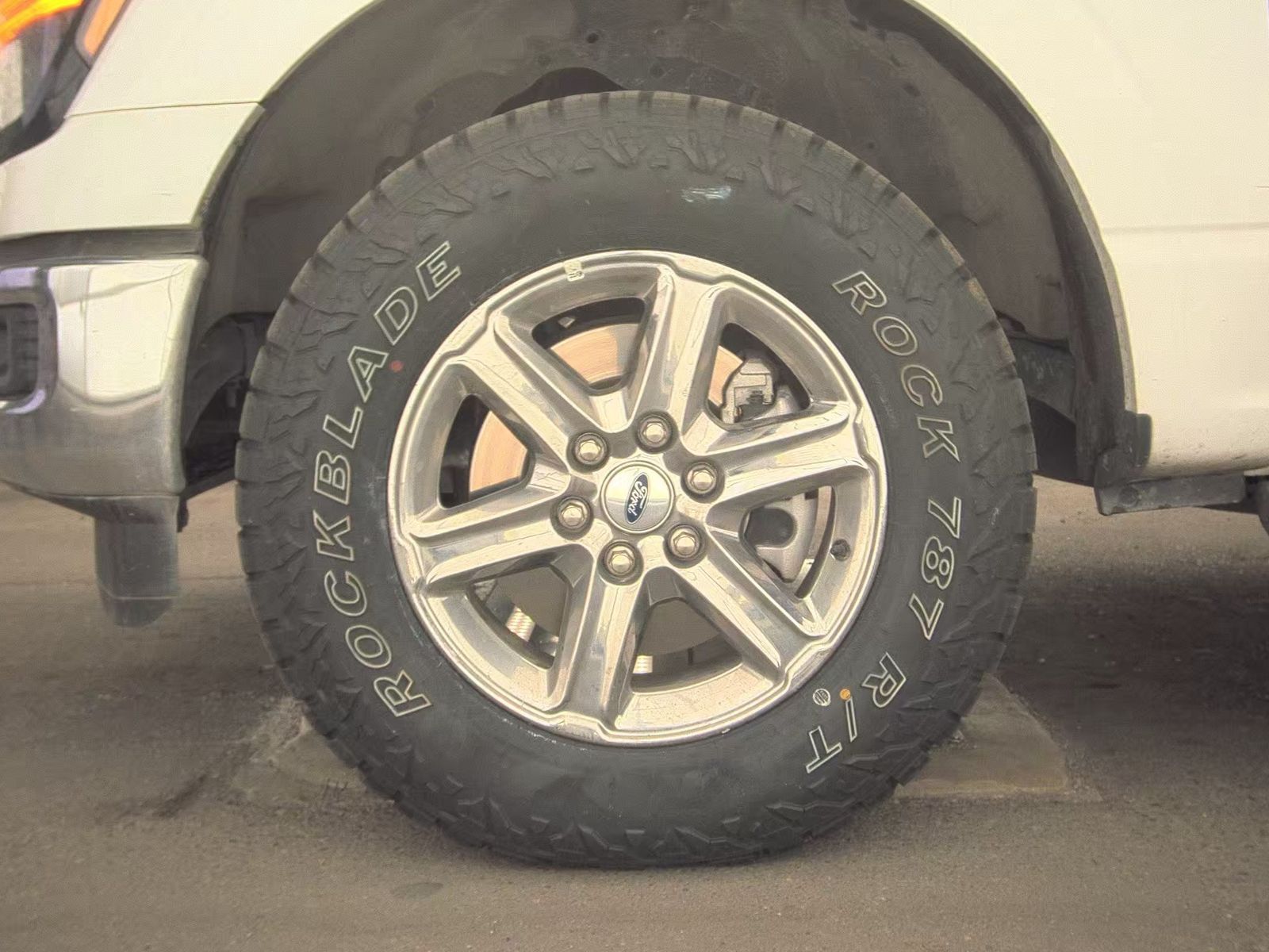 2024 Ford F-150 XLT AWD