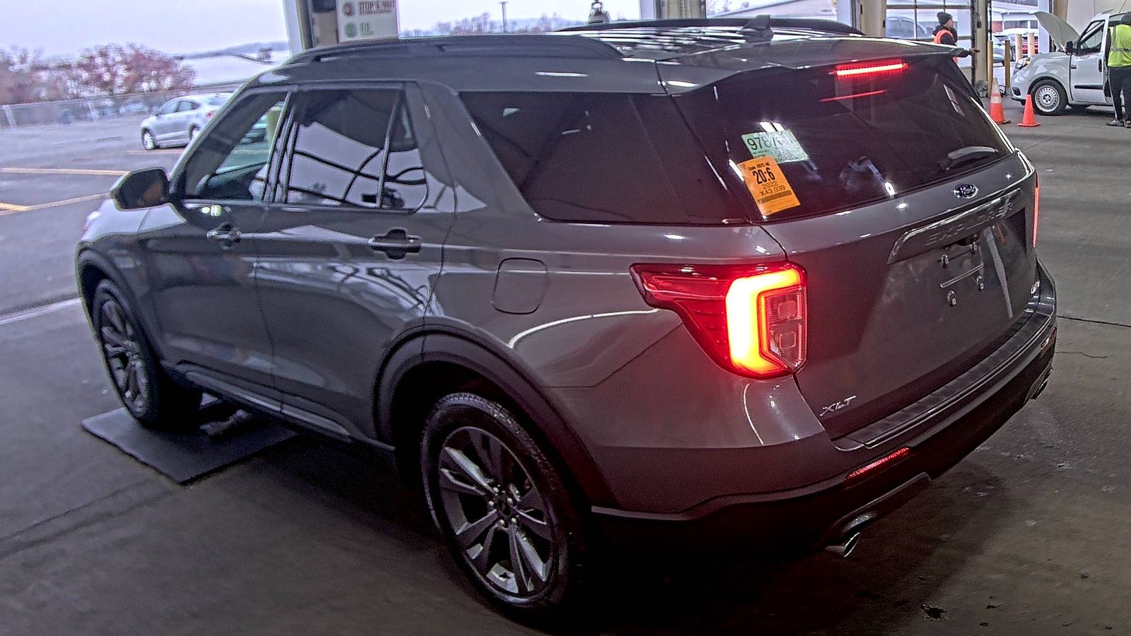 2022 Ford Explorer XLT AWD