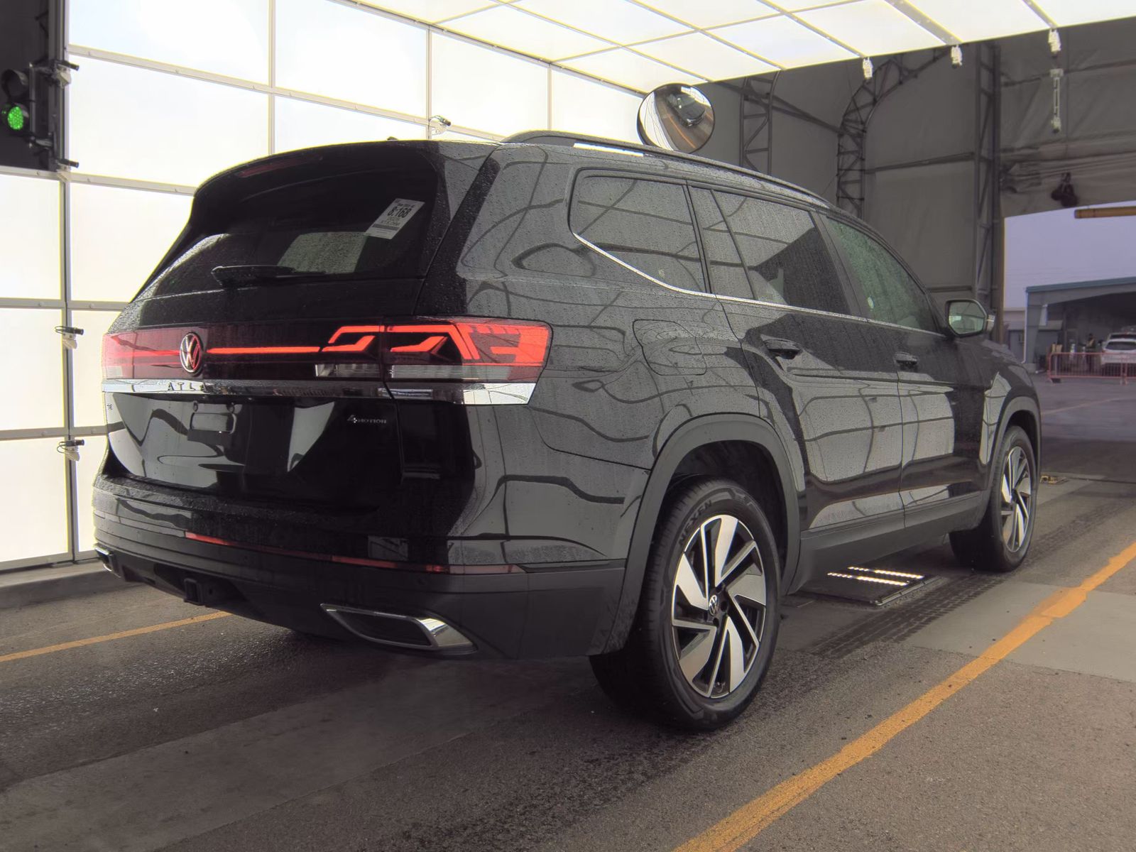 2025 Volkswagen Atlas 2.0T SE AWD