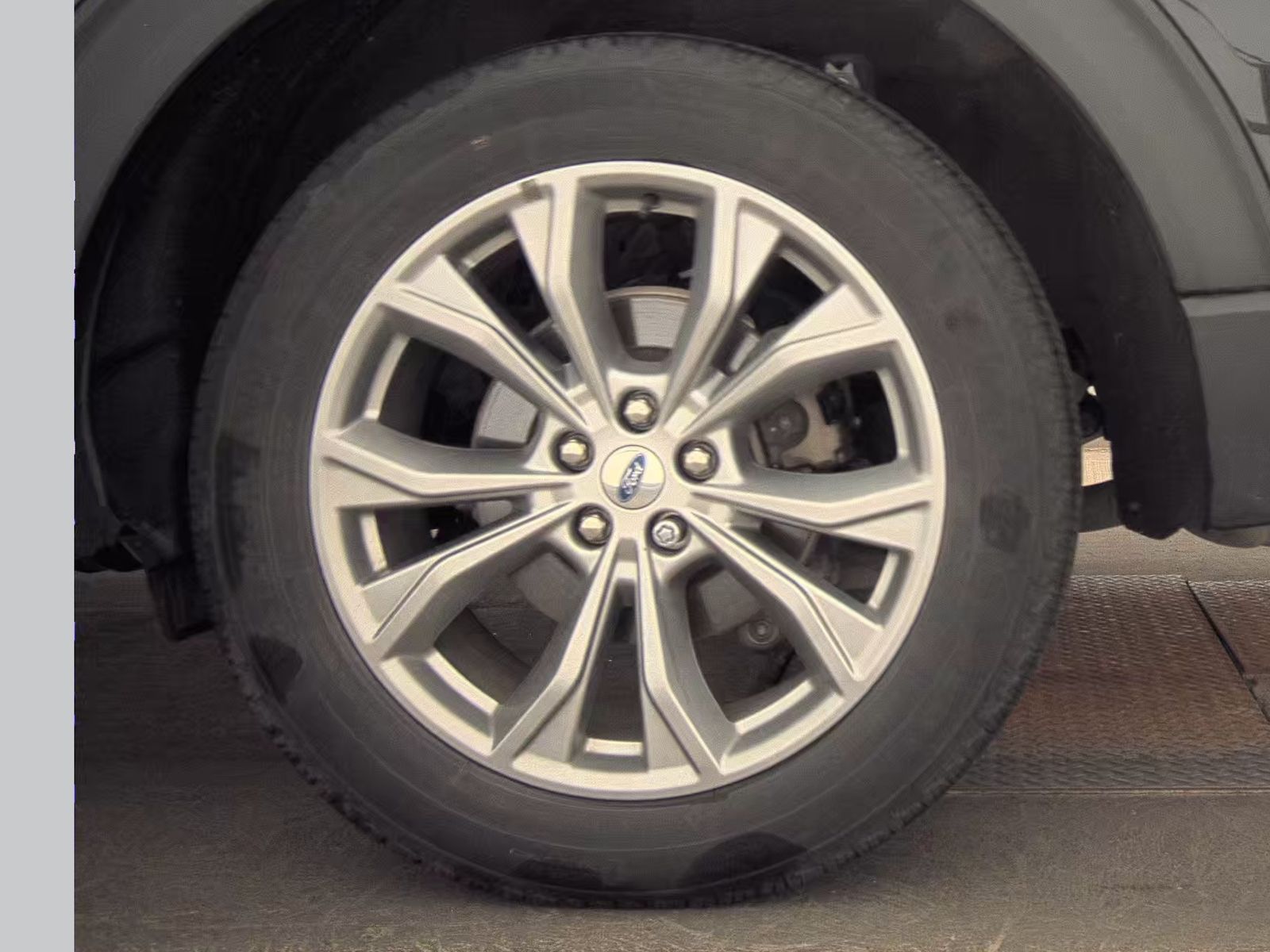 2022 Ford Explorer Limited AWD