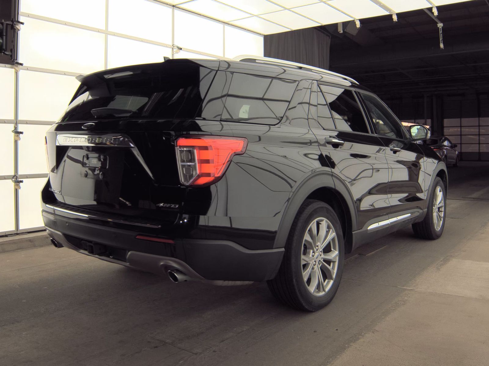 2022 Ford Explorer Limited AWD