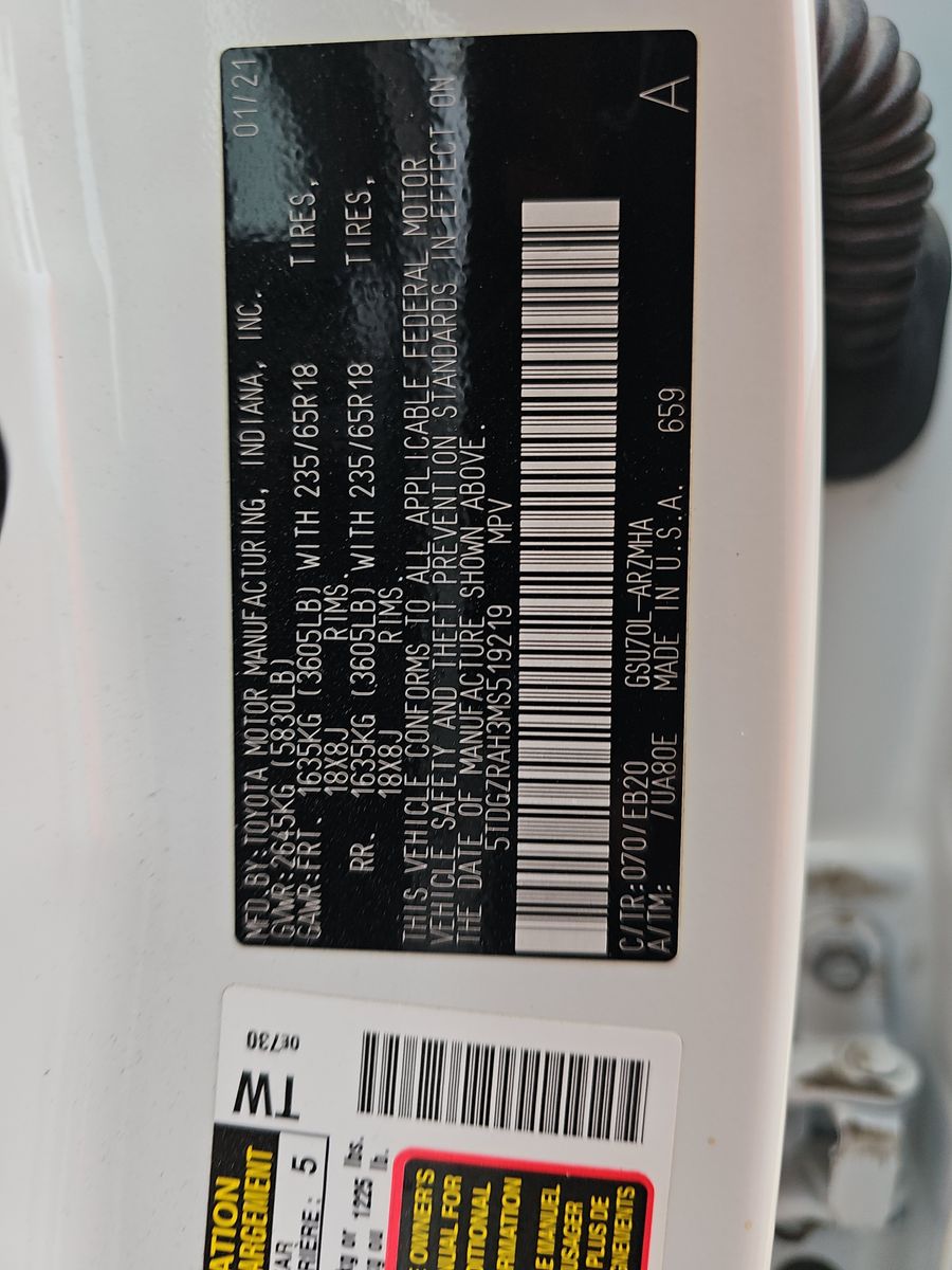 2021 Toyota Highlander XLE FWD