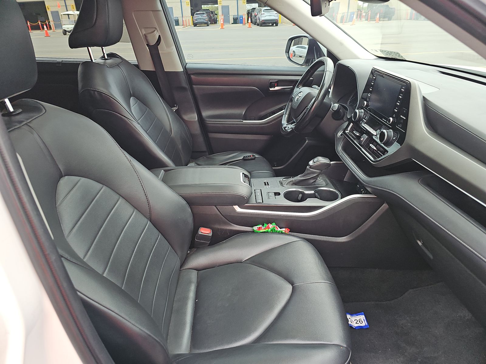 2021 Toyota Highlander XLE FWD