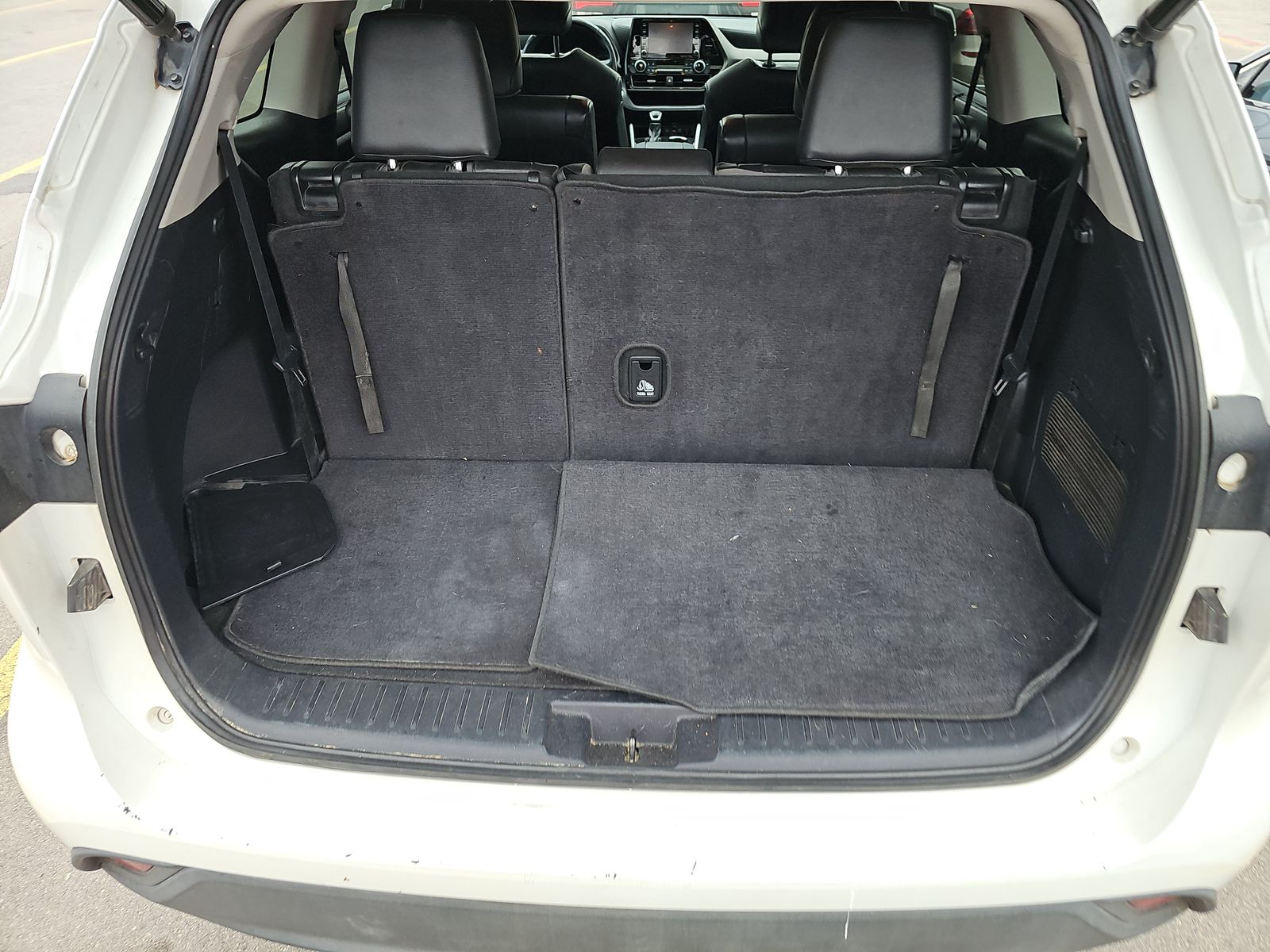 2021 Toyota Highlander XLE FWD