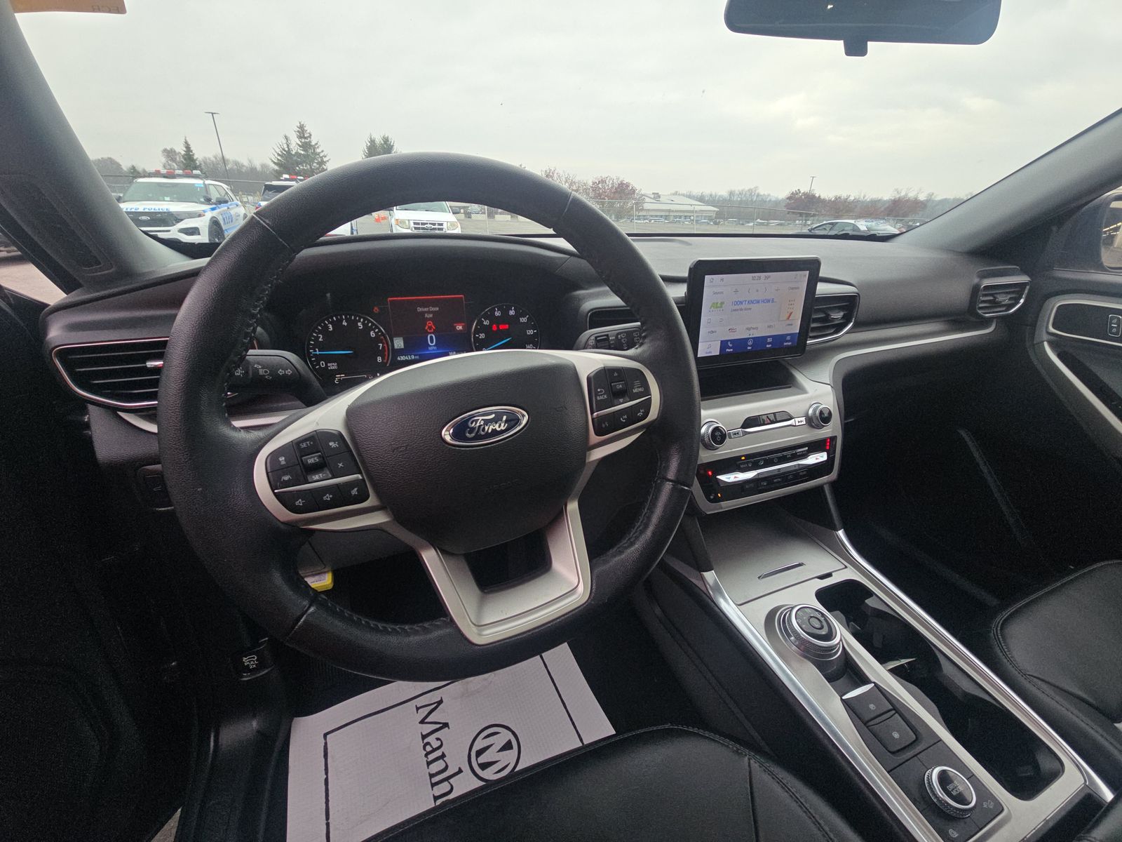 2022 Ford Explorer XLT AWD