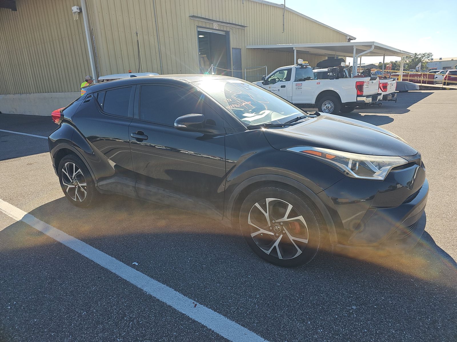 2018 Toyota C-HR XLE FWD