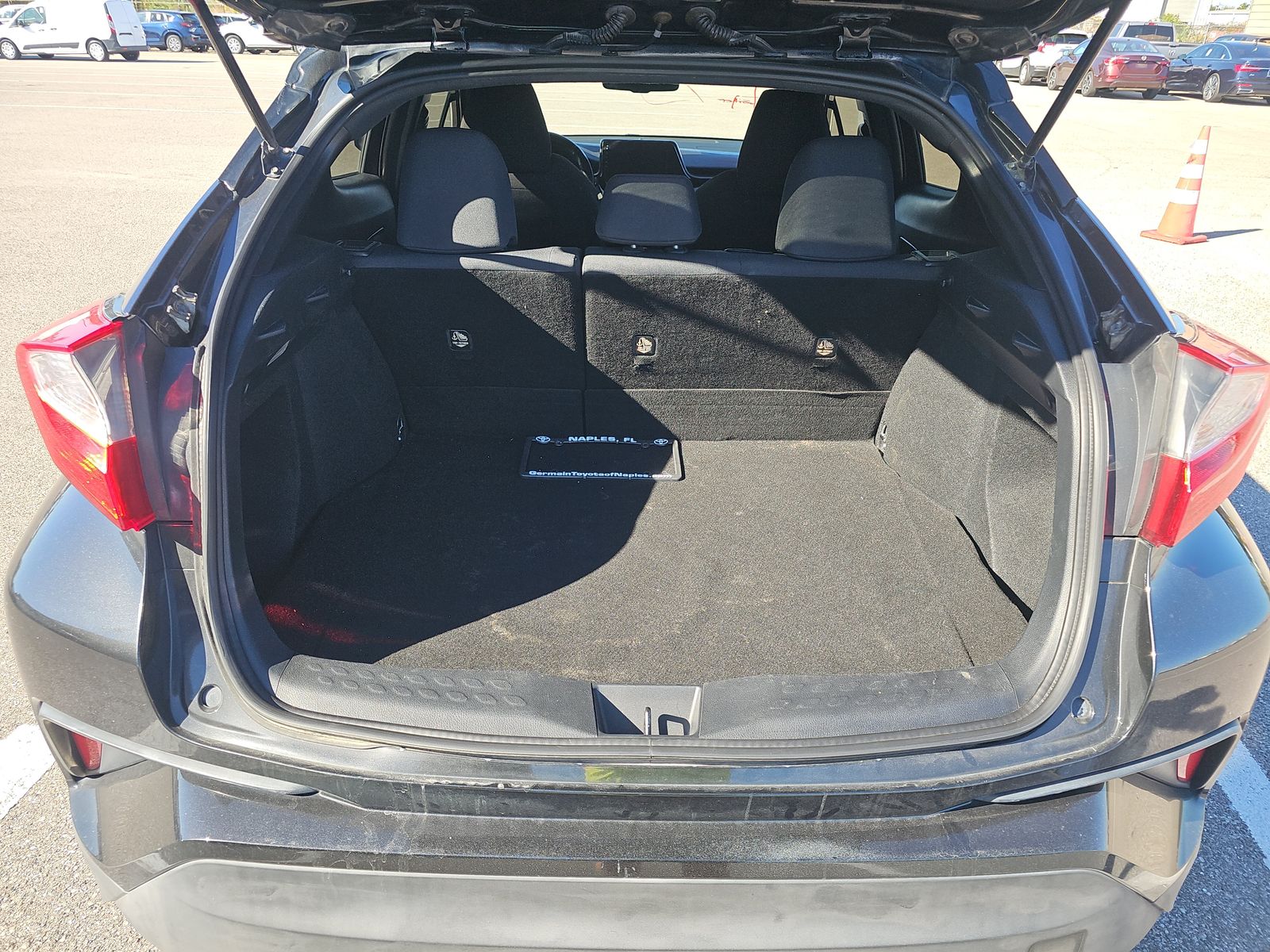 2018 Toyota C-HR XLE FWD