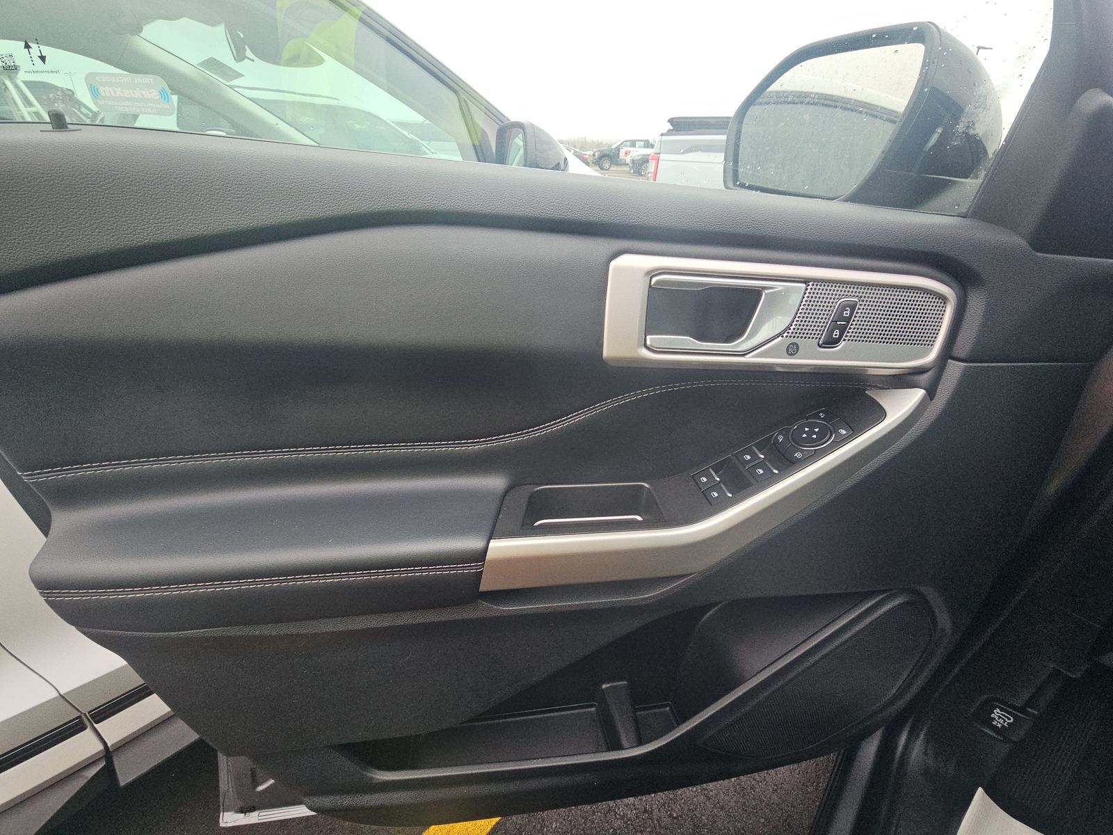 2023 Ford Explorer XLT AWD