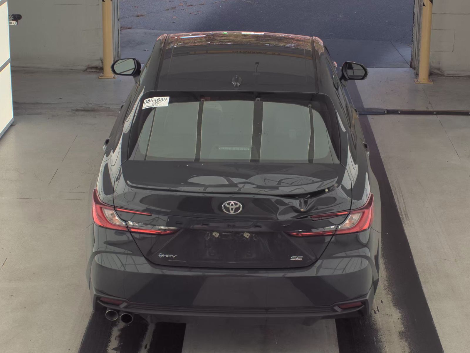 2025 Toyota Camry SE FWD