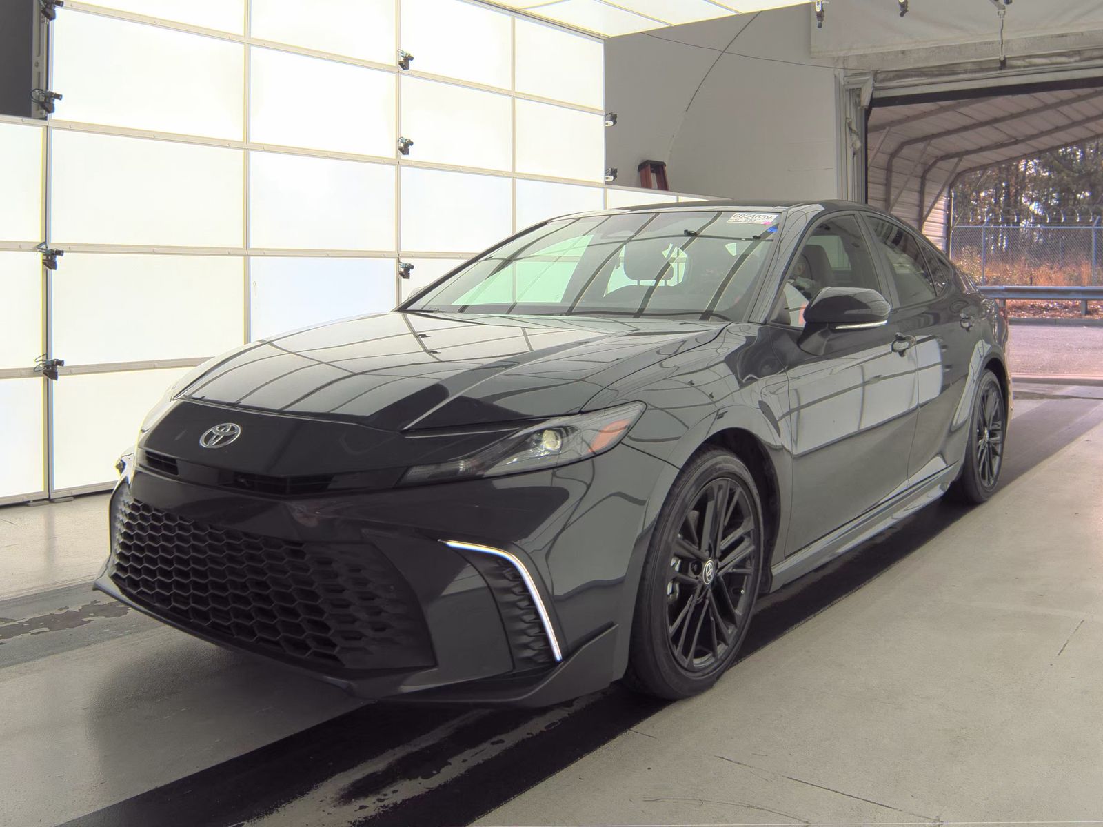 2025 Toyota Camry SE FWD