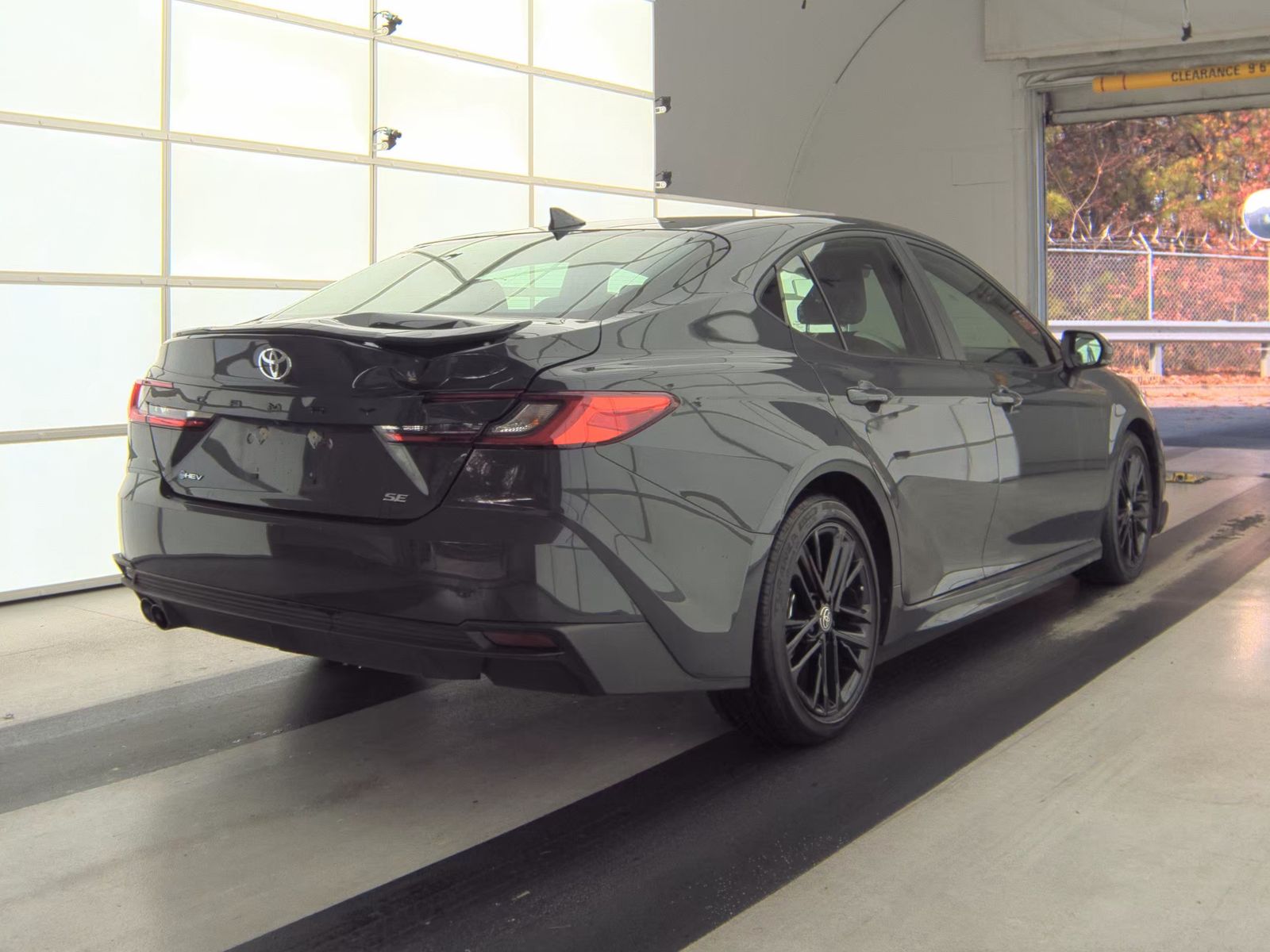 2025 Toyota Camry SE FWD