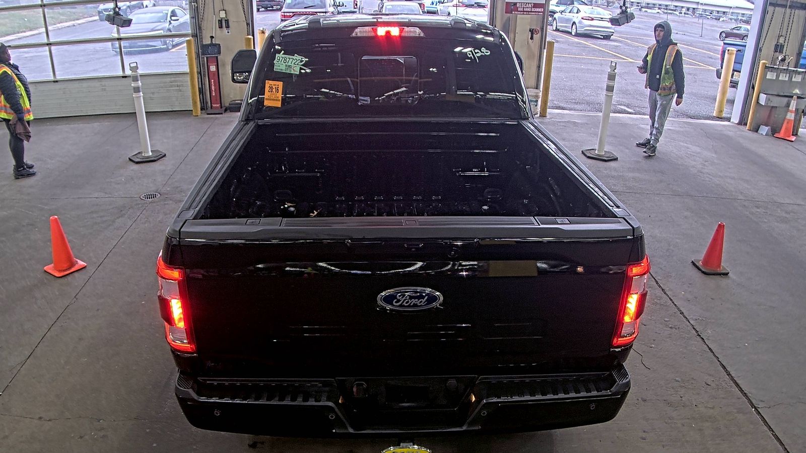 2022 Ford F-150 Hybrid Lariat AWD